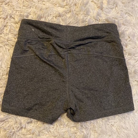 Aeropostale Gray Spandex Shaping Shorts - Picture 3 of 7